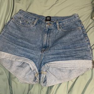 BDG Urban Outffiters High Rise Mom Jean Shorts